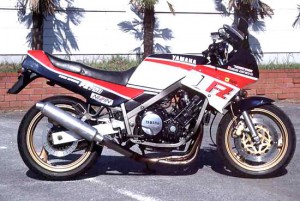 27_(No.27 FZ750 (参考車))